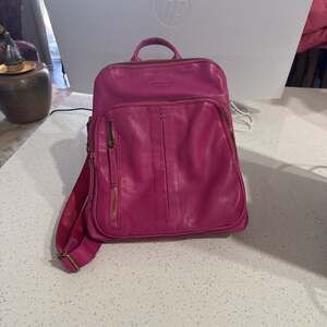 American Leather Co. Cleveland Leather Backpack in Pomegranate